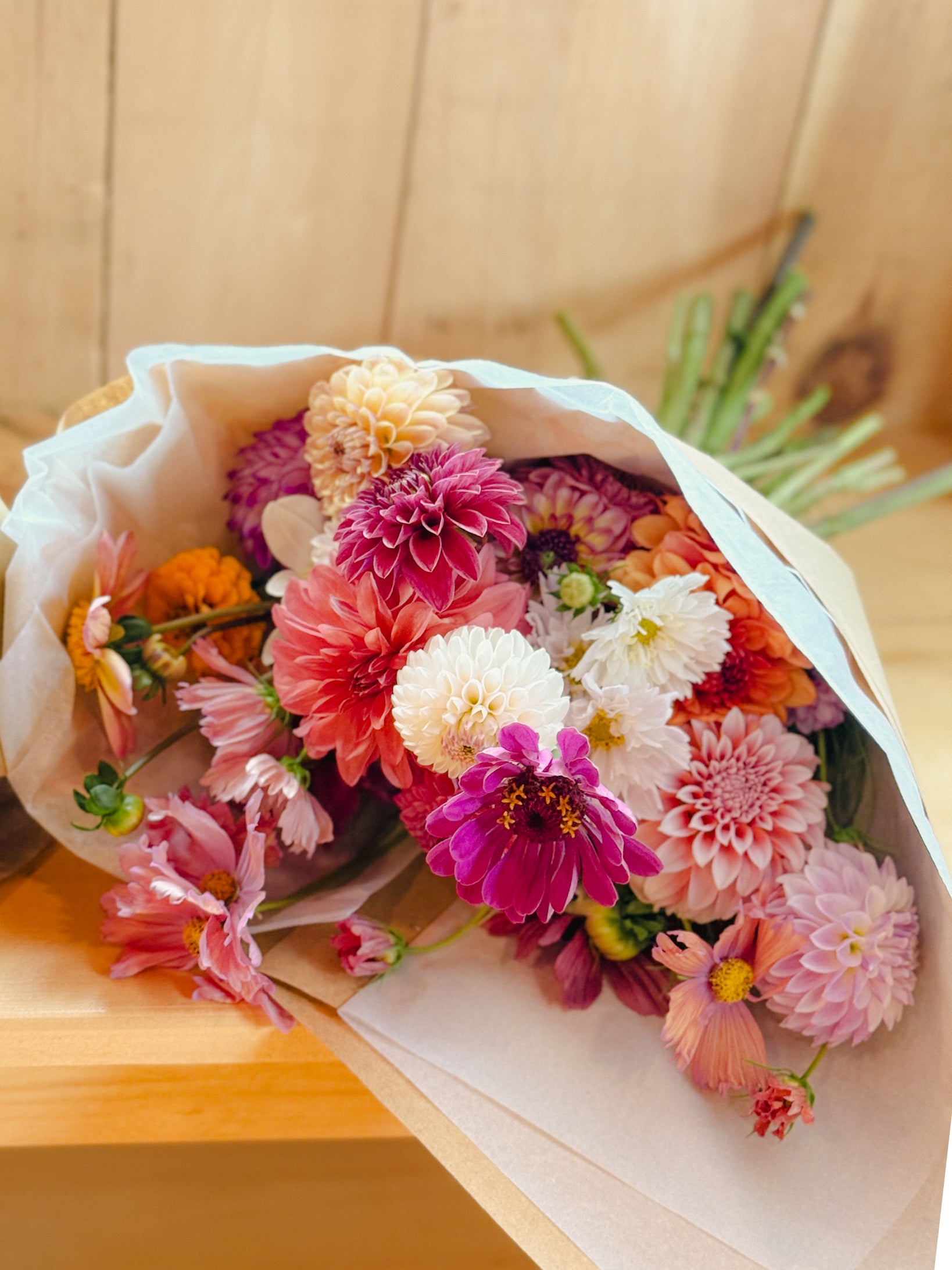 Hand-tied dahlia bouquet workshop with Fox Cottage Farm New Hampshire